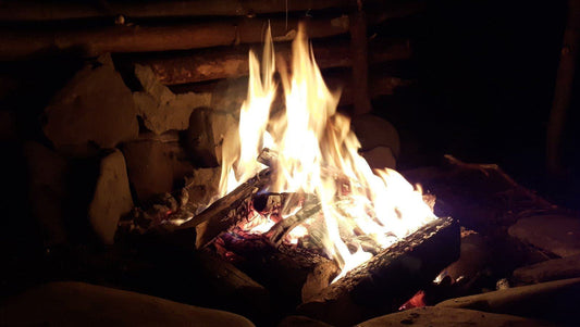 How to Build a Fire : The Classic Cross Stack